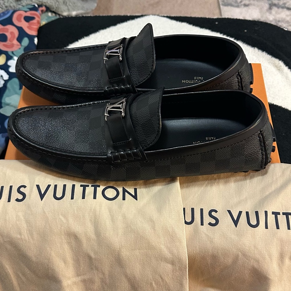 Louis Vuitton Black and Orange Athletic Shoes - Picture 8 of 10